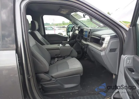 2025 Ford F250 Super Duty z USA, uszkodzony, nr VIN 1FT7W2BT6SEC33936